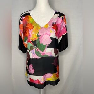 Gorgeous Floral Cynthia Rowley  Top-Size Medium